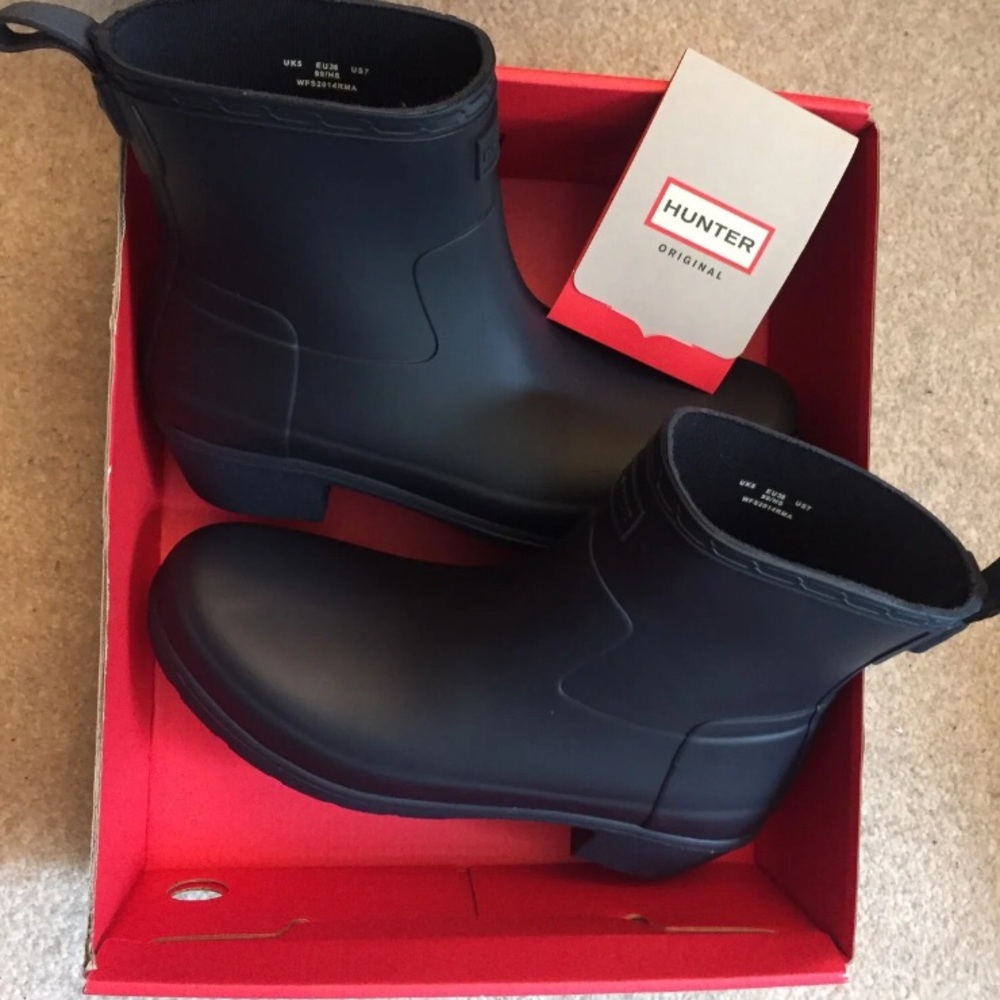 NWT Hunter Chelsea rain boots